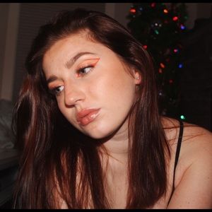 Meet your Posher, Brielle